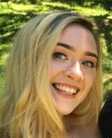 Christia Huntington headshot.