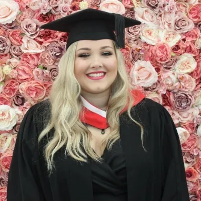 Profile photo of Evie Hudson..