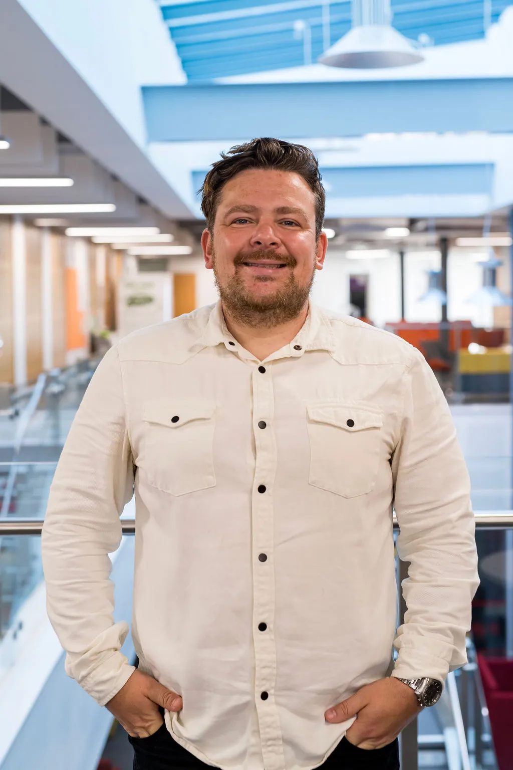 Staff profile photo of lecturer, Chris Weed..