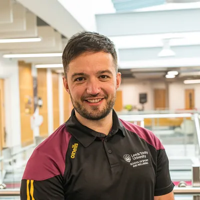 Profile photo of Dr Luke Barnes.
