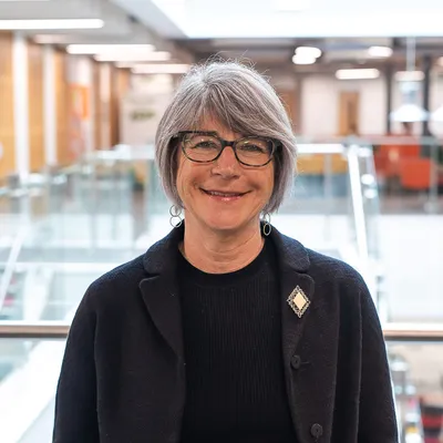Profile photo of Nikki Eastwood.