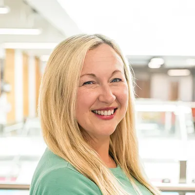 Profile photo of Vicky Hunter.